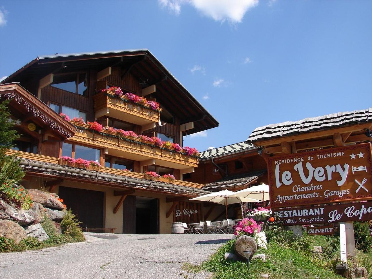 Hotel Le Very Ле-Сейсье Экстерьер фото