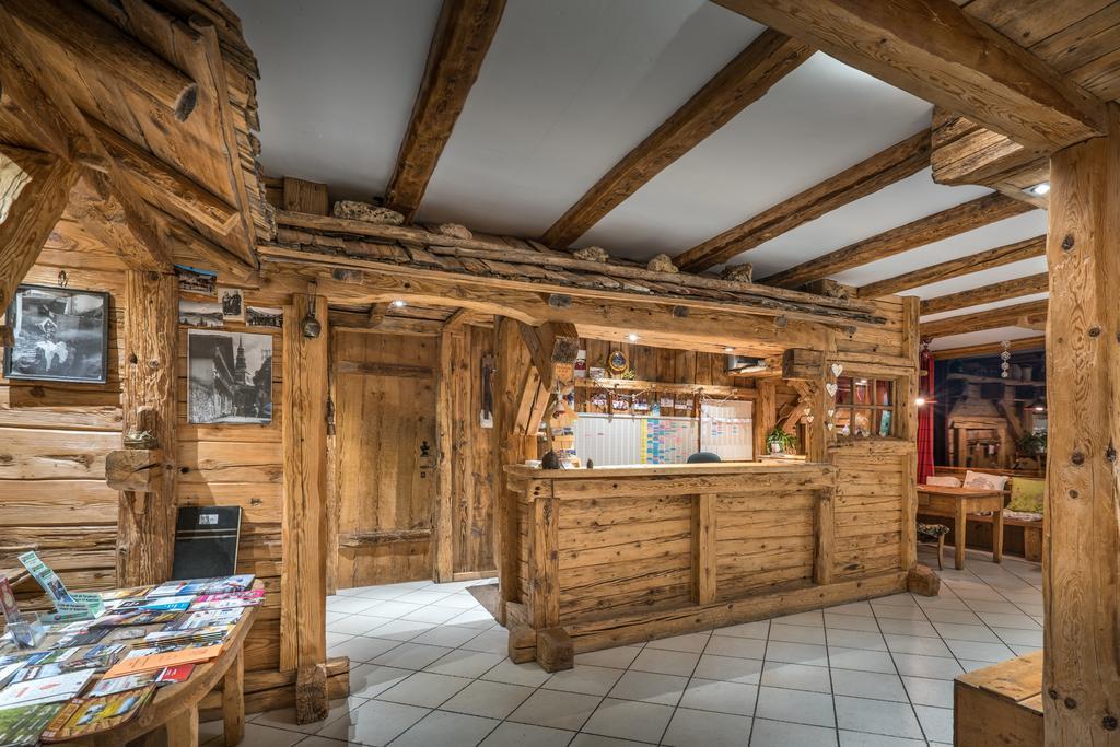 Hotel Le Very Ле-Сейсье Экстерьер фото